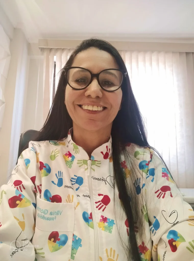 Vânia Gomes